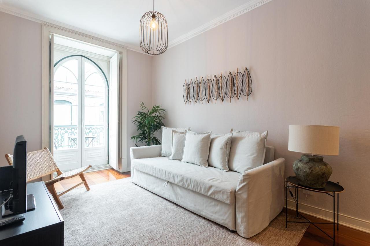 Апартаменты Living Chiado Лиссабон Экстерьер фото