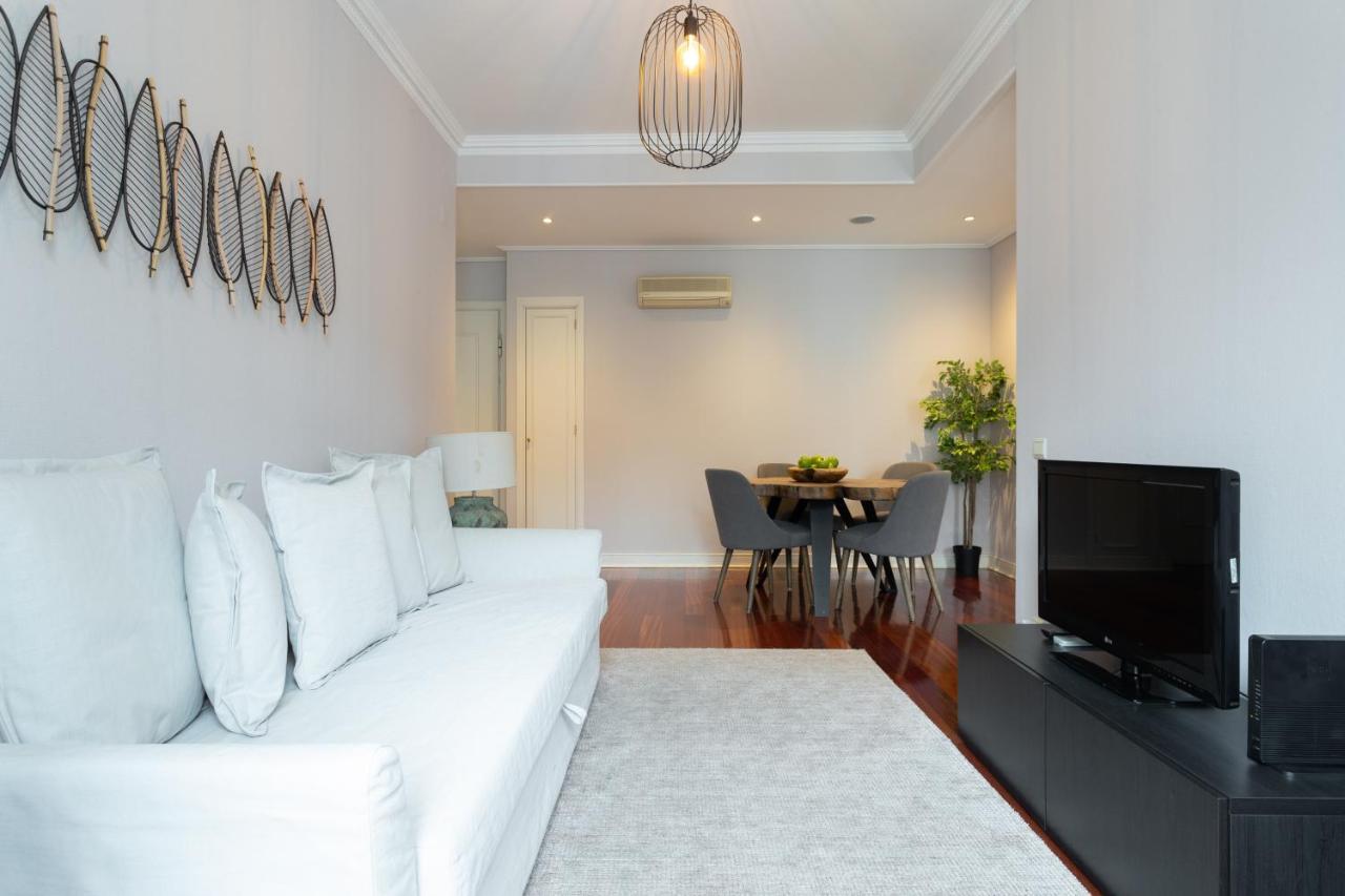 Апартаменты Living Chiado Лиссабон Экстерьер фото